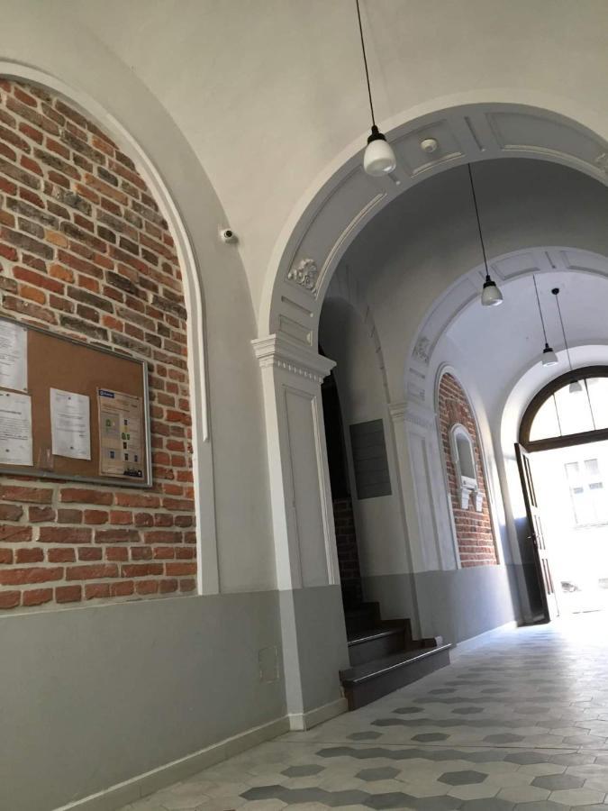 Goldfinger 3-Bed Unique Apartment In The Heart Of Podgorze Kraków Exteriör bild