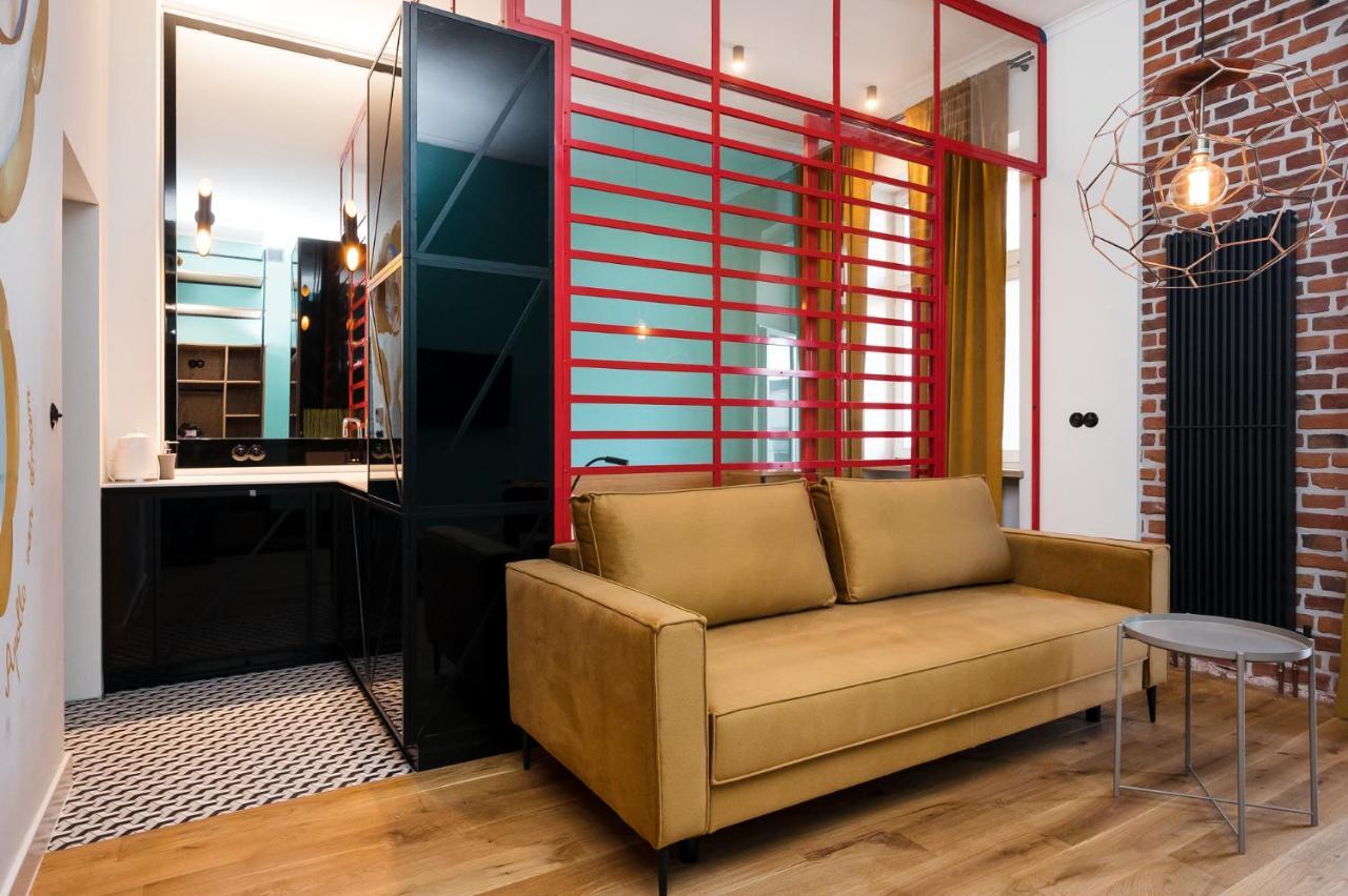 Goldfinger 3-Bed Unique Apartment In The Heart Of Podgorze Kraków Exteriör bild